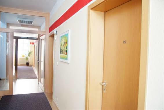 Allee-Hotel Garni Bad Kissingen Bagian luar foto