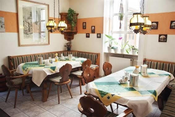 Allee-Hotel Garni Bad Kissingen Bagian luar foto